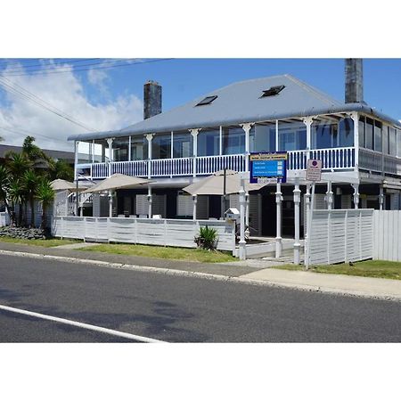 Nana Glads Beachfront Accommodation Фитианга Экстерьер фото