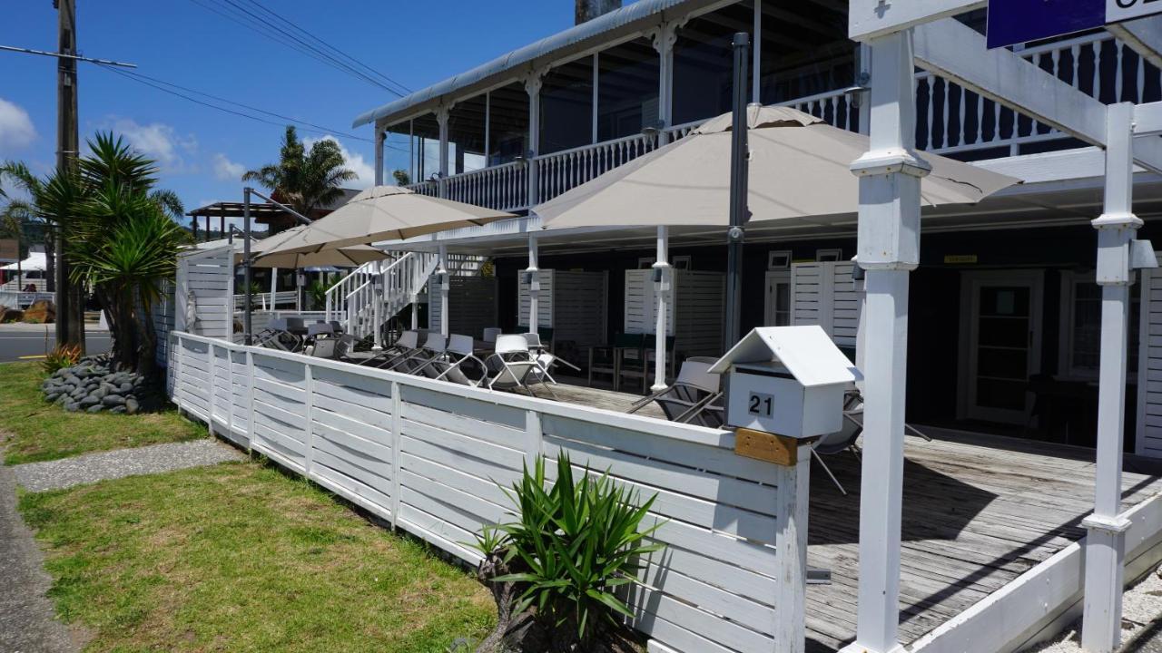 Nana Glads Beachfront Accommodation Фитианга Экстерьер фото