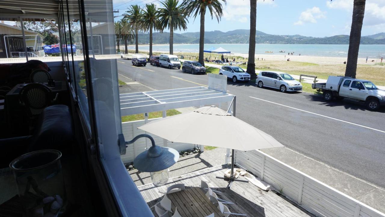 Nana Glads Beachfront Accommodation Фитианга Экстерьер фото
