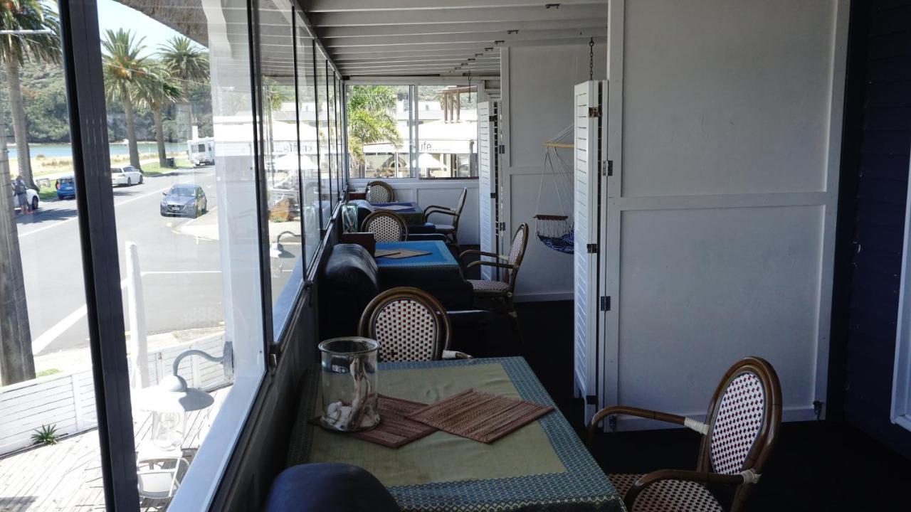 Nana Glads Beachfront Accommodation Фитианга Экстерьер фото