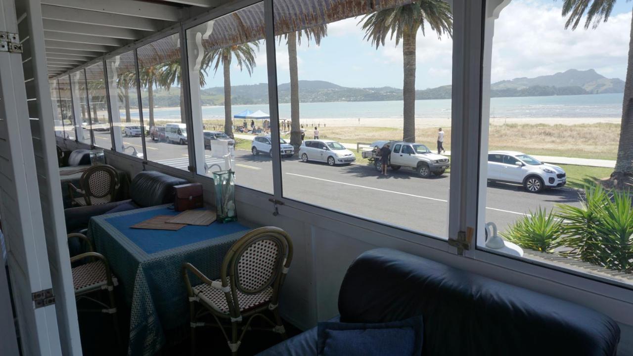 Nana Glads Beachfront Accommodation Фитианга Экстерьер фото
